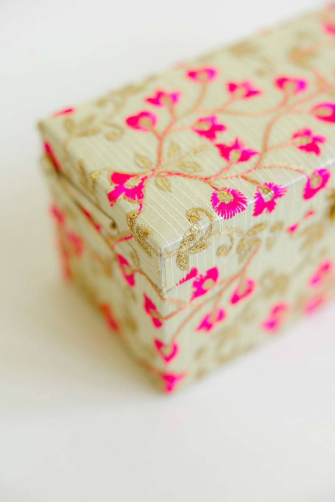 Brocade Bloom Pink Kaleera Box