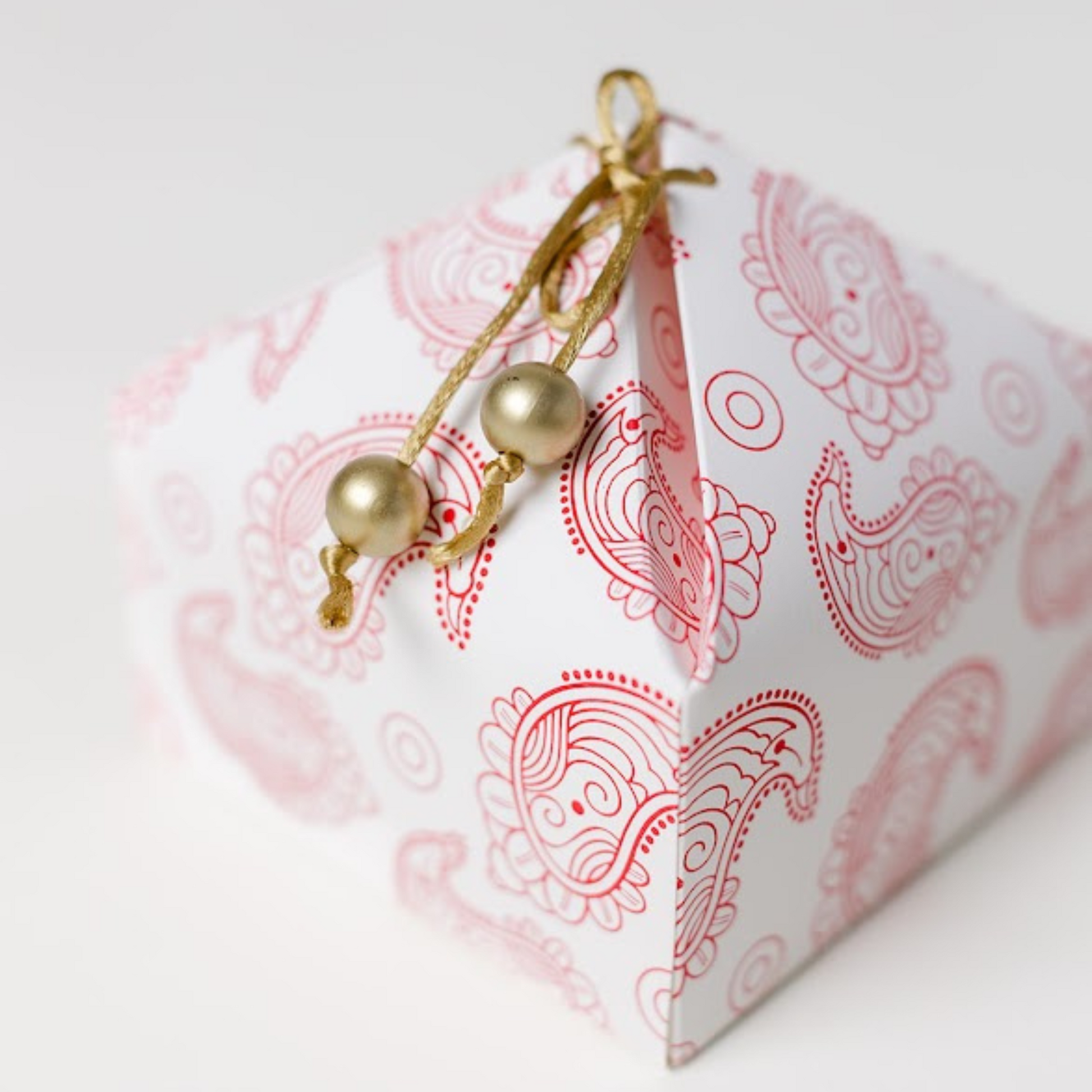 Paisley White and Red Gift Box